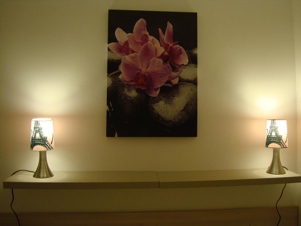 Apartment On The Croisette With Sea View Cannes Room photo