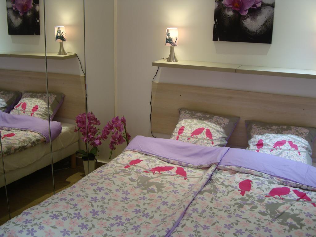 Apartment On The Croisette With Sea View Cannes Room photo