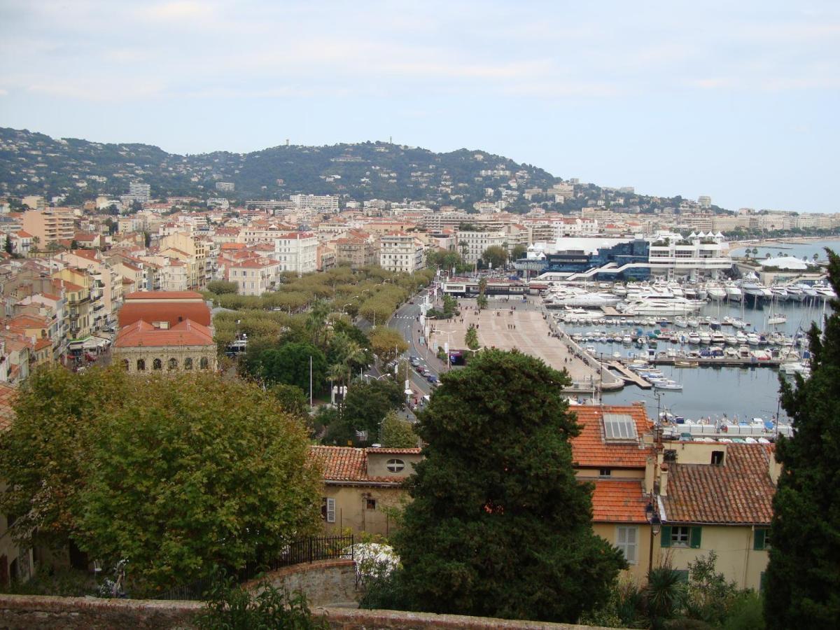 Apartment On The Croisette With Sea View Cannes Room photo