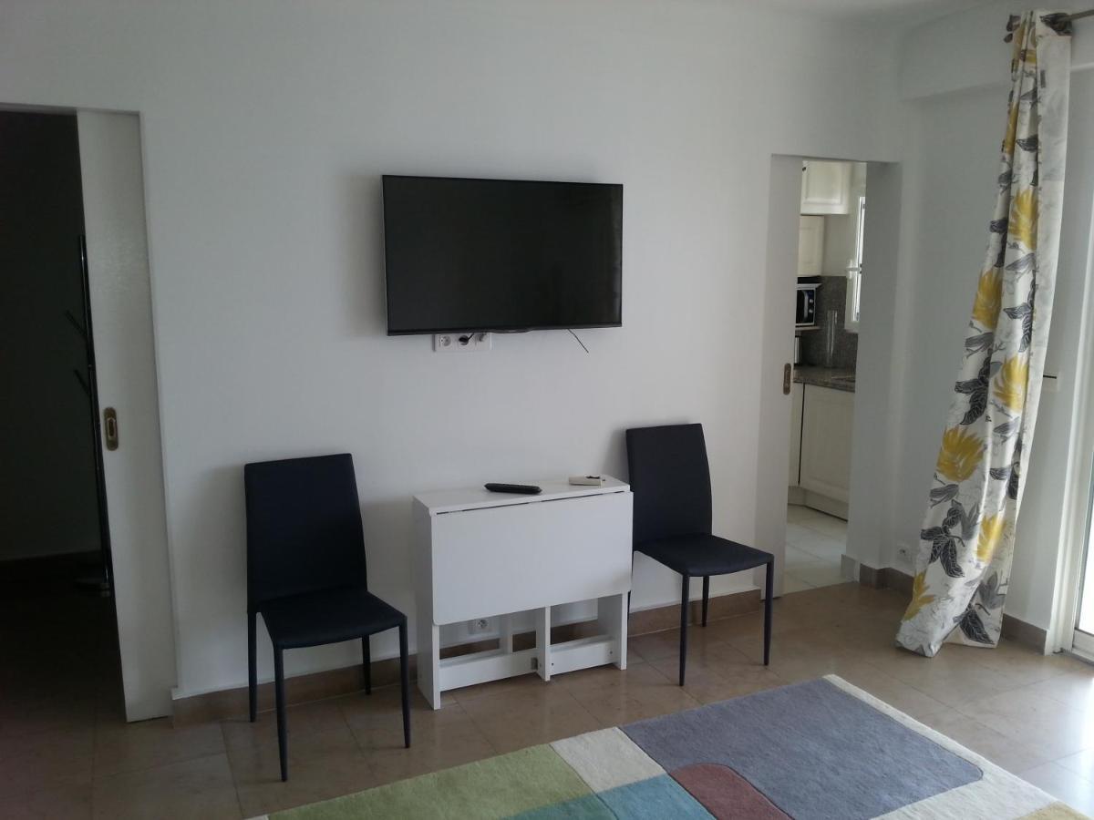 Apartment On The Croisette With Sea View Cannes Room photo